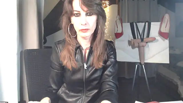 Snapshot of MissDyannis chatting on 04-01-26, 07:55 MissDyannis online show from 04-01-26, 07:55