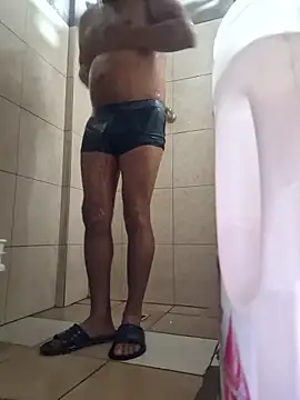 Snapshot of sanz957 chatting on 01-09-26, 03:31 sanz957 online show from 01-09-26, 03:31