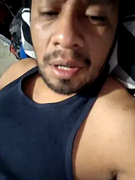 Snapshot of sanz957 chatting on 02-08-26, 03:43 sanz957 online show from 02-08-26, 03:43