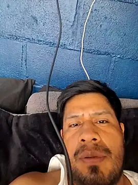 Snapshot of sanz957 chatting on 03-02-26, 12:02 sanz957 online show from 03-02-26, 12:02