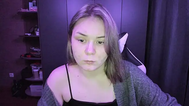 sophia lix online show from 11-26-25, 03:24