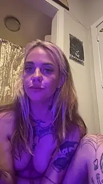 roxiebaby online show from 11-14-25, 08:46