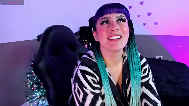 Monserrat Cute  online show from 11-23-25, 02:00