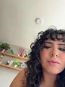 SugarTroubl33 online show from 11-22-25, 01:43