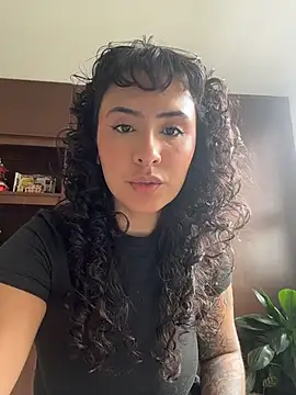 SugarTroubl33 online show from 03-17-26, 04:21