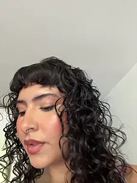 SugarTroubl33 online show from 05-28-26, 02:36
