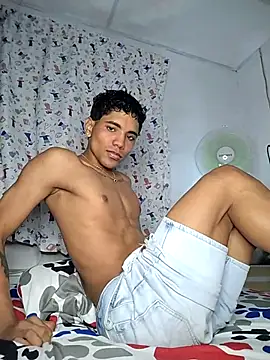 Alex Sweeting online show from 12-02-25, 03:56