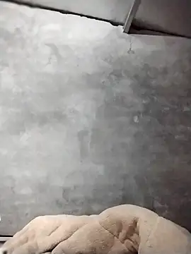 Snapshot of emini-xx chatting on 11-07-25, 09:37 emini-xx online show from 11-07-25, 09:37