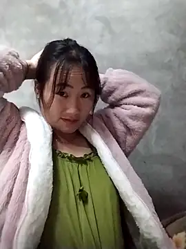 Snapshot of emini-xx chatting on 11-14-25, 02:27 emini-xx online show from 11-14-25, 02:27