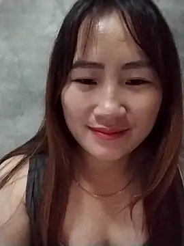 Snapshot of emini-xx chatting on 11-17-25, 11:16 emini-xx online show from 11-17-25, 11:16