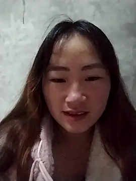 Snapshot of emini-xx chatting on 11-18-25, 11:26 emini-xx online show from 11-18-25, 11:26