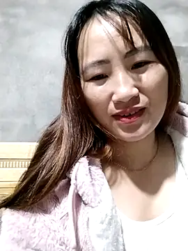 Snapshot of emini-xx chatting on 11-25-25, 02:55 emini-xx online show from 11-25-25, 02:55