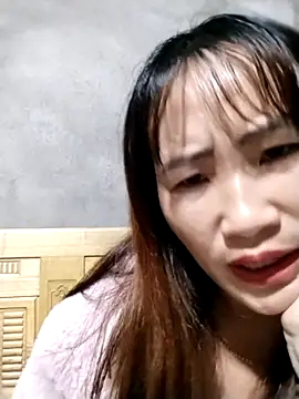 Snapshot of emini-xx chatting on 11-25-25, 03:01 emini-xx online show from 11-25-25, 03:01