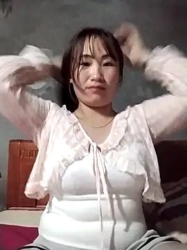 Snapshot of emini-xx chatting on 11-30-25, 12:09 emini-xx online show from 11-30-25, 12:09