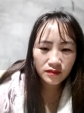 Snapshot of emini-xx chatting on 12-02-25, 01:44 emini-xx online show from 12-02-25, 01:44