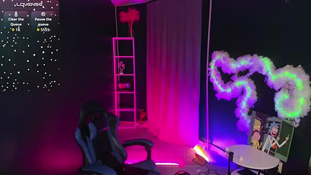 Snapshot of AngelWisee chatting on 01-17-26, 03:00 AngelWisee online show from 01-17-26, 03:00