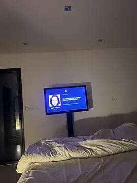 bebelatina online show from 11-25-25, 12:10