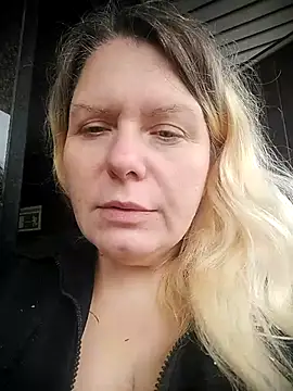 Lana-murr online show from 11-09-25, 06:44