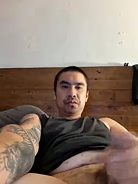 Stronggdragon85 online show from 06-03-26, 07:11