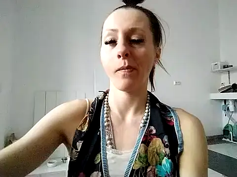 Snapshot of Anneta280671 chatting on 01-19-26, 11:58 Anneta280671 online show from 01-19-26, 11:58