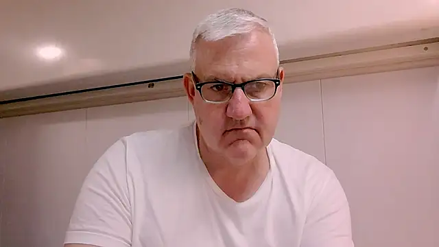 Diegoriv71 online show from 05-11-26, 12:16