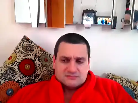 Snapshot of Alex-Naturista chatting on 04-28-26, 06:57 Alex-Naturista online show from 04-28-26, 06:57