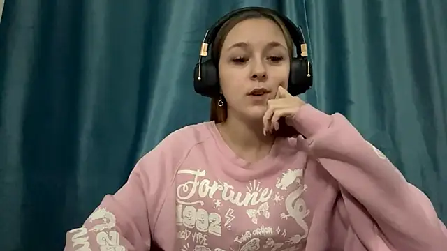 HOTBellakle online show from 11-07-25, 03:12