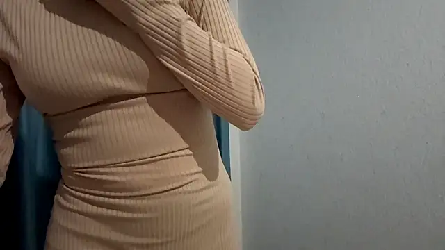 HOTBellakle online show from 11-29-25, 04:10