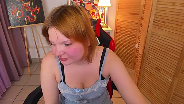 babyyullii online show from 11-12-25, 08:37