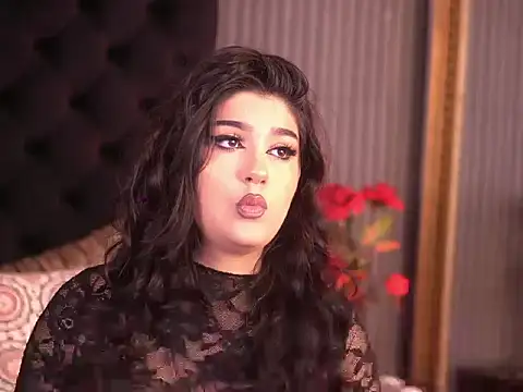 Snapshot of KeylaNoir chatting on 12-19-25, 08:32 KeylaNoir online show from 12-19-25, 08:32