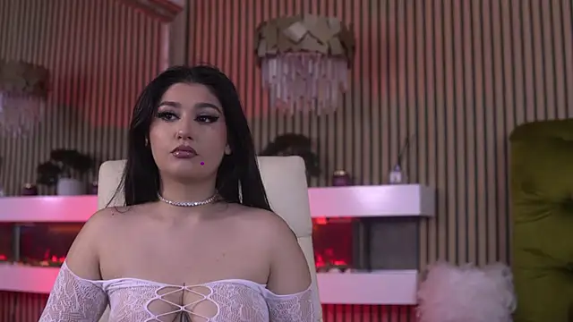 Snapshot of KeylaNoir chatting on 02-12-26, 12:44 KeylaNoir online show from 02-12-26, 12:44