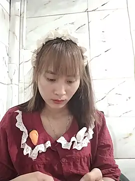 Snapshot of Em_xinh01 chatting on 06-13-26, 01:09 Em xinh01 online show from 06-13-26, 01:09