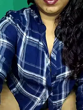 Snapshot of shreyareddy99 chatting on 01-09-26, 03:59 shreyareddy99 online show from 01-09-26, 03:59