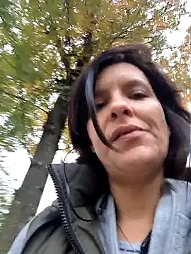 Piediniecollant online show from 11-15-25, 06:55