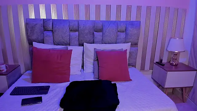 Scarlett  lace online show from 10-31-25, 11:33