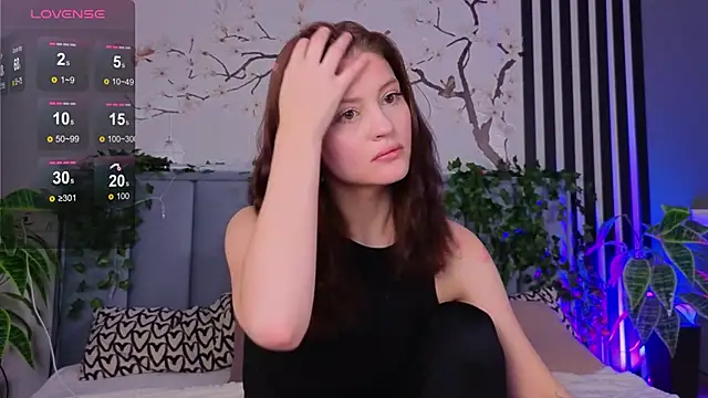 Sophie fawn online show from 11-27-25, 12:07