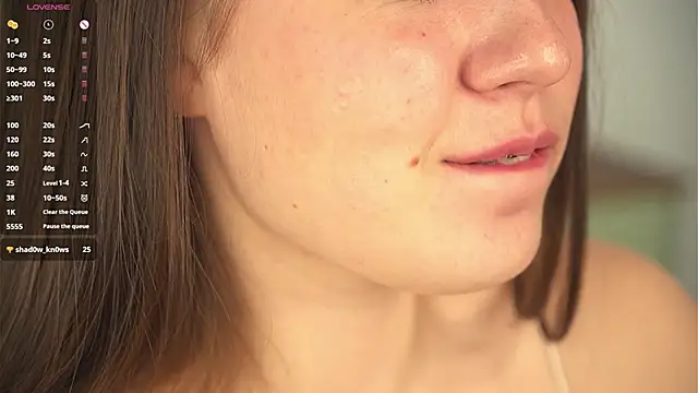 LoreeScialdone online show from 11-19-25, 07:14