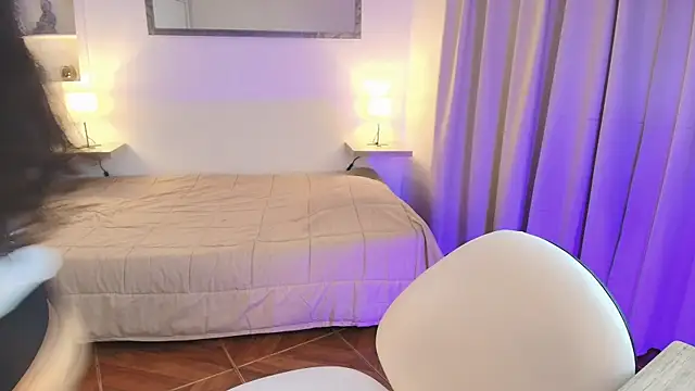 Snapshot of elli_snow1 chatting on 11-29-25, 08:34 elli snow1 online show from 11-29-25, 08:34