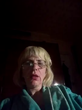 Snapshot of Georgette466 chatting on 06-11-26, 01:27 Georgette466 online show from 06-11-26, 01:27