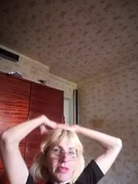 Snapshot of Georgette466 chatting on 06-13-26, 05:00 Georgette466 online show from 06-13-26, 05:00