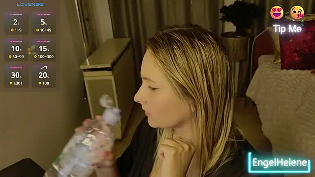 EngelHelene online show from 11-06-25, 07:04