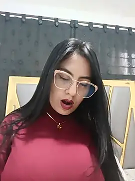 Snapshot of CELESTEGOMEZ21 chatting on 06-02-26, 12:29 CELESTEGOMEZ21 online show from 06-02-26, 12:29