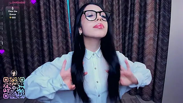 TonjaNeace online show from 11-30-25, 04:38