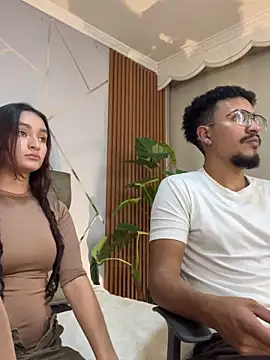 Noa N Luxy online show from 11-11-25, 04:01