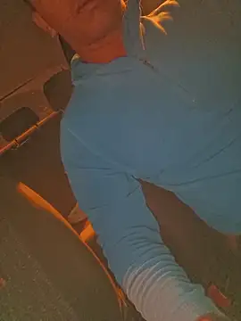 Snapshot of chavalpeludo chatting on 11-19-25, 08:20 chavalpeludo online show from 11-19-25, 08:20