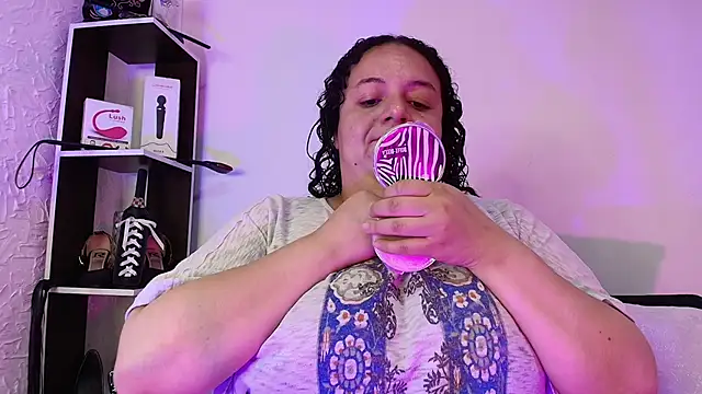 Natasha Amber online show from 11-22-25, 01:54