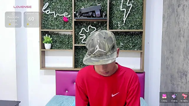 Max Steell online show from 10-29-25, 12:35