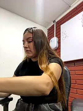 Adrimaretti online show from 11-18-25, 07:07