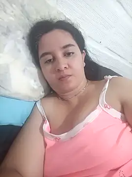 Snapshot of Camila-Valverde chatting on 02-24-26, 06:28 Camila-Valverde online show from 02-24-26, 06:28