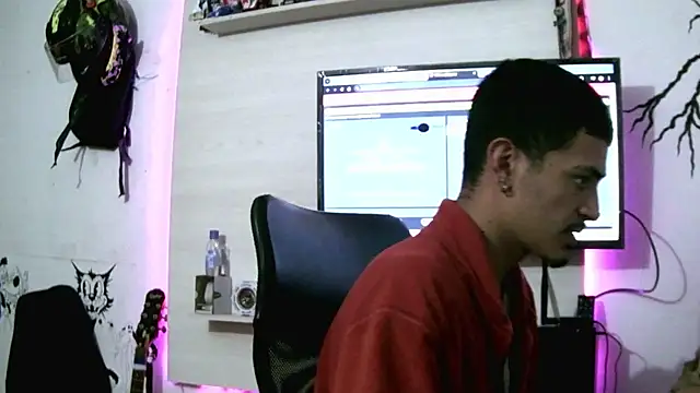 Snapshot of kai_storm420 chatting on 11-17-25, 05:13 kai storm420 online show from 11-17-25, 05:13